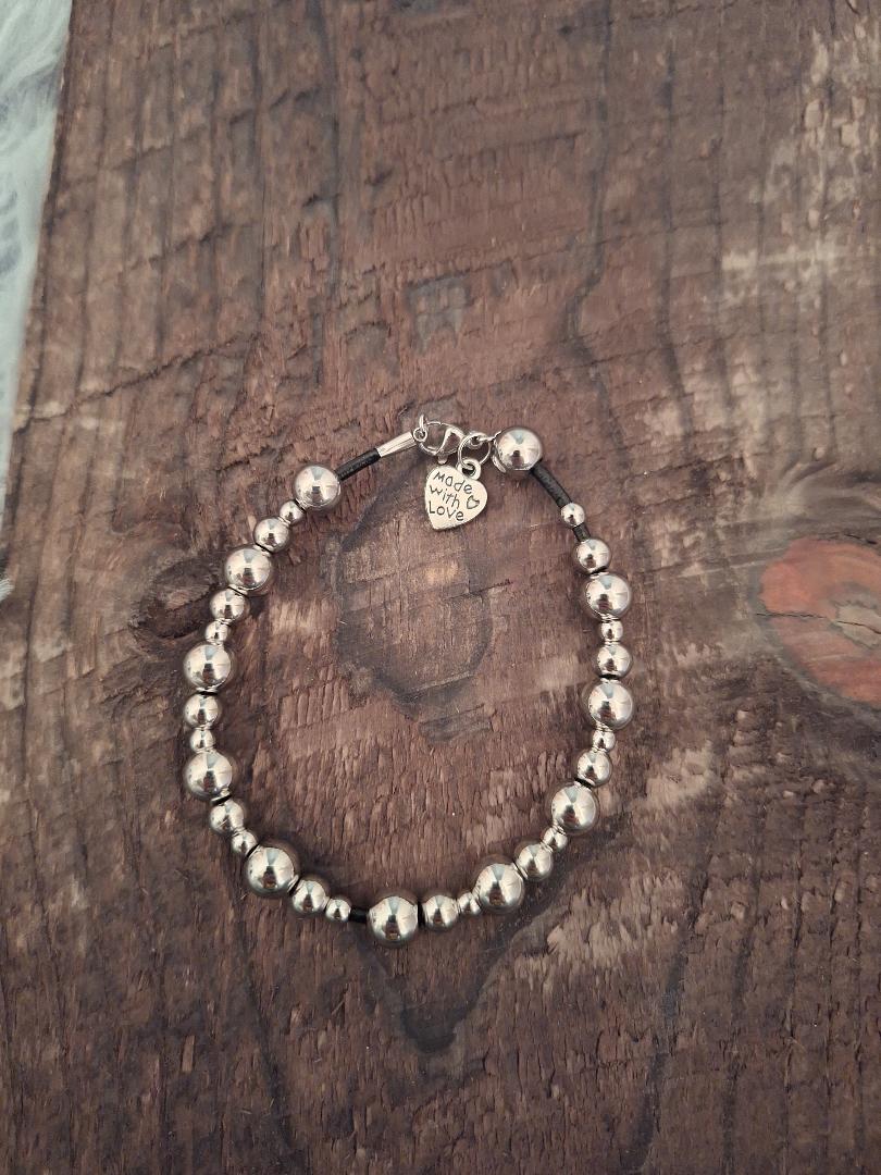 SILVER BEAD BRACELET